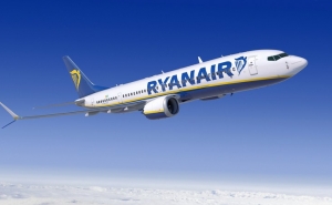 Ryanair diz que terminou contrato com Portway em Faro e depois a empresa cancelou os de Lisboa e Porto
