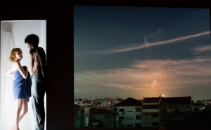 Teatro Helena Sá e Costa: Haverá fuga para o amor?