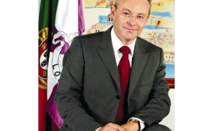 Seruca Emídio distinguido por Cavaco Silva