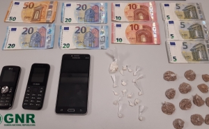 Homem detido em Quarteira por tráfico de estupefacientes