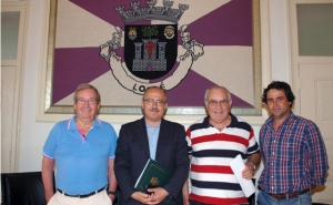 AUTARQUIA DE LOULÉ CEDE TERRENO PARA FUTURA SEDE DA ASSOCIAÇÃO HUMANITÁRIA DE DOENTES DE PARKINSON E ALZHEIMER