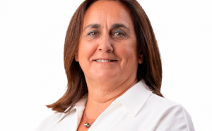 Paula Freitas (PSD) eleita presidente da Câmara Municipal de Vila do Bispo