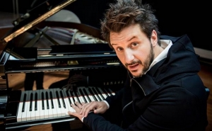 Rui Massena a solo marca reabertura do renovado Auditório do Centro Cultural de Lagos