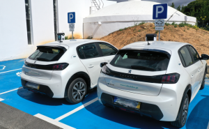 Infralobo adquire as primeiras 2 viaturas elétricas e instala 2 novos postos de carregamento 