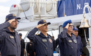 O Navio-Escola Sagres largou esta manhã, da Base Naval de Lisboa, no Alfeite, para uma Viagem de Instrução dos cadetes da Escola Naval