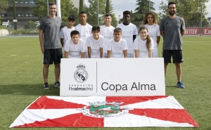 Escola Sócio Desportiva de VRSA vence torneio «Copa Alma» da Fundação Real Madrid