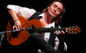 Vicente Amigo atua em Tavira, em setembro