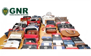 Apreensão de artigos contrafeitos no valor de 10 mil euros