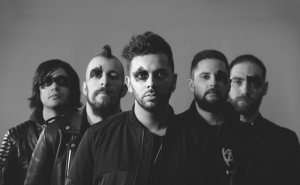 VISEENSES SHUTTER DOWN NA PRIMEIRA SUMMER SESSION DO GUESS BAR, A 8 DE JULHO