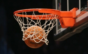 «BRINCANDO E APRENDENDO… BASQUETEBOL» NO PAVILHÃO DE LOULÉ