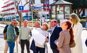 Há uma nova escultura que representa «O Pensador de Albufeira»