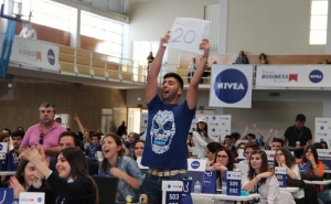 Alunos disputam o título de melhor gestor na final do Young Business Talents