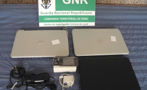 GNR recupera material informático furtado em Quarteira