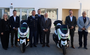 A Câmara Municipal de Loulé, Infralobo e Infraquinta oferecem duas motas à GNR de Almancil