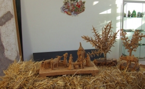 Presépio Tradicional em Cortiça de Alzira Cabrita em exposição em SB Messines