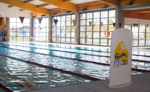 Encontro de Mini-Pólo Aquático de Lagoa nas Piscinas Municipais, a 25 de fevereiro