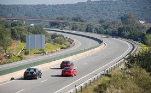 Aumento significativo no movimento de passageiros no modo ferroviário e no tráfego nos principais eixos rodoviários – A22 e A2