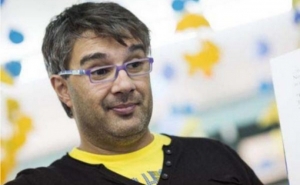 BIBLIOTECA DE LOULÉ RECEBE SERÃO DE CONTOS E APRESENTAÇÃO DO LIVRO «NÃO HÁ SEDA NAS LEMBRANÇAS» POR JORGE SERAFIM