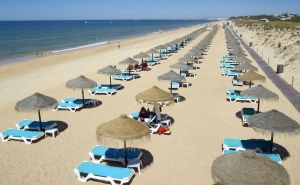 TODA A COSTA DO CONCELHO DE LOULÉ COM BANDEIRA AZUL