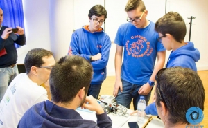 Alunos de Olhão distinguem-se no Torneio Nacional da FIRST LEGO League