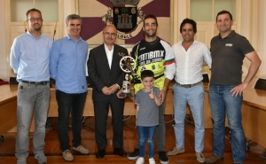 HUGO MARTINS, VICE-CAMPEÃO MUNDIAL DE BMX, HOMENAGEADO EM LOULÉ