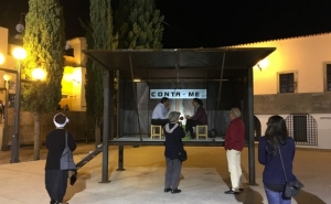 CASA-ANIMAL «ATERROU» NA CERCA DO CONVENTO EM LOULÉ