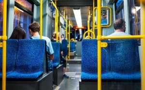 Portugueses entre os que menos usam transportes públicos na UE