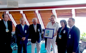 Livro «Cruzeiros Turísticos» apresentado no Porto de Portimão