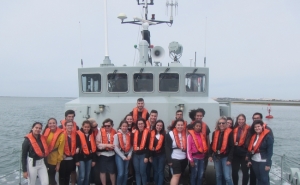Jovens de escolas do Algarve embarcam em navios da Marinha Portuguesa