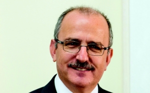 VÍTOR ALEIXO RETIROU CANDIDATURA À AMAL