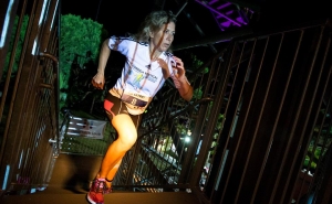 Quarteira recebe segunda edição da «Corrida Vertical Aquashow» na Torre Do escorrega mais alto da Europa