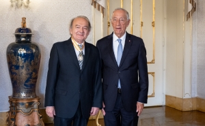 CÂMARA DE LOULÉ CONGRATULA-SE COM CONDECORAÇÃO DE LOULETANO CARLOS ALBINO