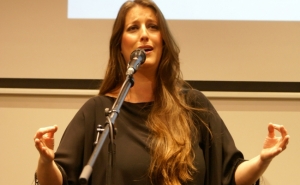 CANTE FLAMENCO PELA VOZ DE ARGENTINA | CANTORA APRESENTOU CONCERTO EM SHOWCASE