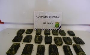 Apreensão de 32 235 doses de Haxixe, na Ponta de Santo António