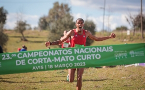 Sub-23 Etson Barros sagra-se campeão português de corta-mato longo em absolutos