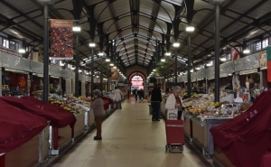 ÁREA DE RESTAURAÇÃO DIFERENCIADORA E HORÁRIO ALARGADO VÃO DINAMIZAR MERCADO MUNICIPAL DE LOULÉ E COMÉRCIO DA CIDADE