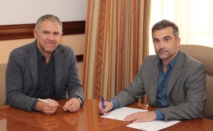 Intervenções de beneficiação da rede viária avançam na freguesia de Quelfes