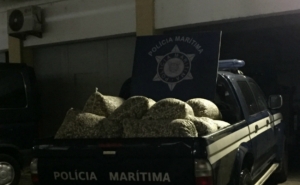 Polícia Marítima apreende uma tonelada de berbigão e dois arrastos de cintura na Ria Formosa