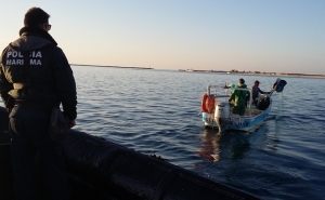 Polícia Marítima interceta embarcação a operar em local proibido