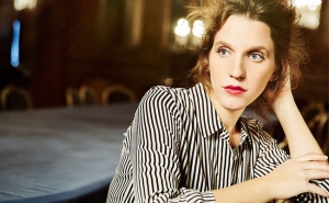 LUÍSA SOBRAL É A PRÓXIMA CONVIDADA DO CICLO FEMINA NO CINE-TEATRO LOULETANO