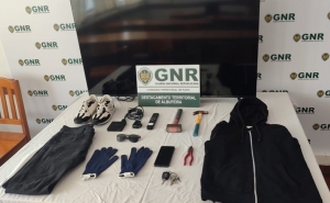 Albufeira – Prisão preventiva por furtos em residências e estabelecimento comercial