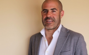 Autarca denuncia degradação e perigosidade de estrada junto ao Aeroporto de Faro