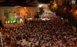 NOITE BRANCA LOULÉ 2015: SPOTS DO VERÃO ALGARVIO JUNTAM-SE À FESTA E LOJAS DA CIDADE VÃO ESTAR ABERTAS