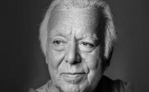 Morreu o fadista Carlos do Carmo