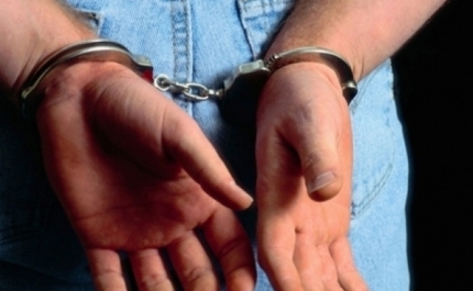 Dois homens detidos por «Cuspir» pessoas em Loulé 