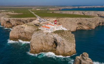 Turismo do Algarve relança cursos online gratuitos para agentes de turismo internacionais