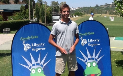 GOLFE | Algarvios vencem no Carvoeiro e no Jamor