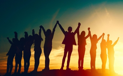 Faro celebra Dia Internacional da Juventude com Desportos Náuticos, concerto e debate sobre Solidariedade Intergeracional