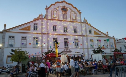Junho volta a encher Portimão de cor, música e animação com as Marchas e Arraiais