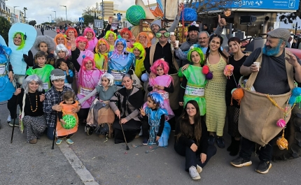 Budens levou cor, tradição e comunidade ao Carnaval de Sagres